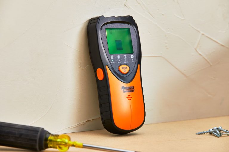 5 Best Stud Finders for Walls in 2025