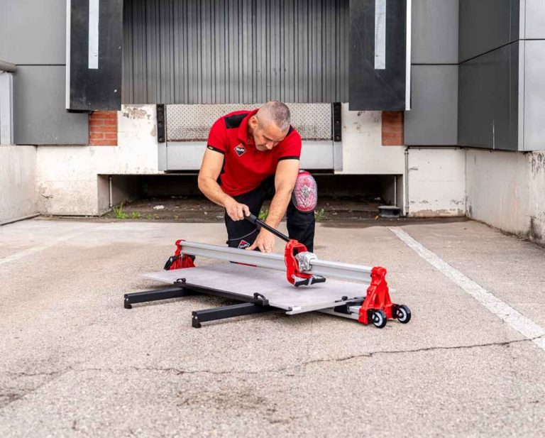 5 Best Tile Cutters for Home Projects in 2025